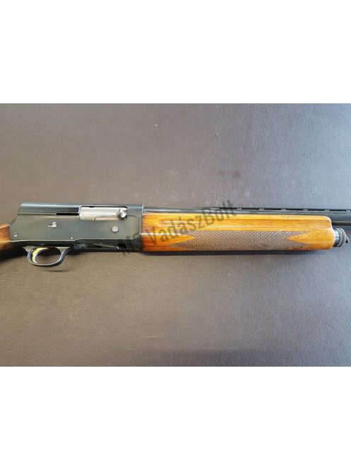 Belga Fabric Nationale 12/70, félautomata puska, 6748385/N3997, használt