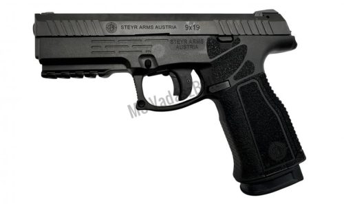 Steyr L9-A2 MF 9x19 trapezoid irányzékkal, manual safety