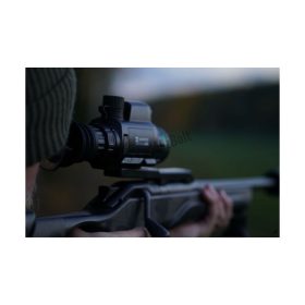   Himicro CHEETAH Digitális éjjellátó előtét beépített 940nm Infravető, C32F-RN, szálkereszt opcióval